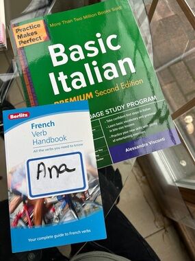 Basic Italian Premium Second Edition - Green Cover and french verbs